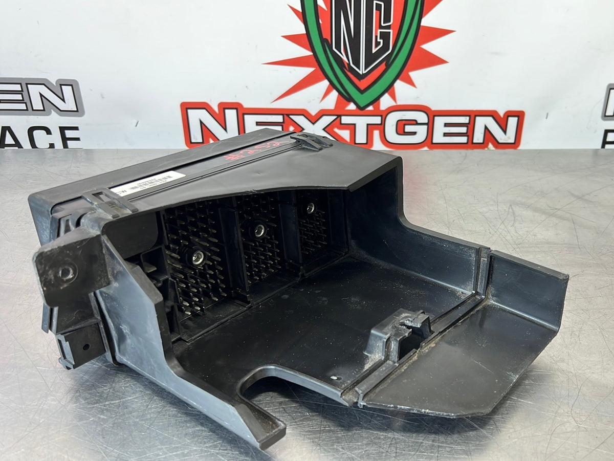 2000 C5 CORVETTE UNDER HOOD FUSEBOX FUSE BLOCK ENGINE BAY