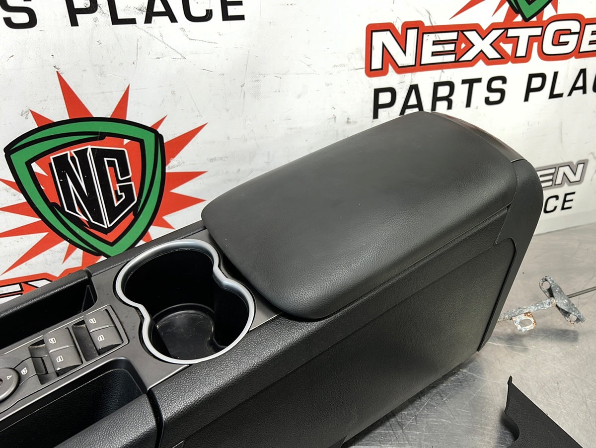 0809 PONTIAC G8 CENTER CONSOLE COMPLETE WITH LID AND SHIFT BEZEL OEM