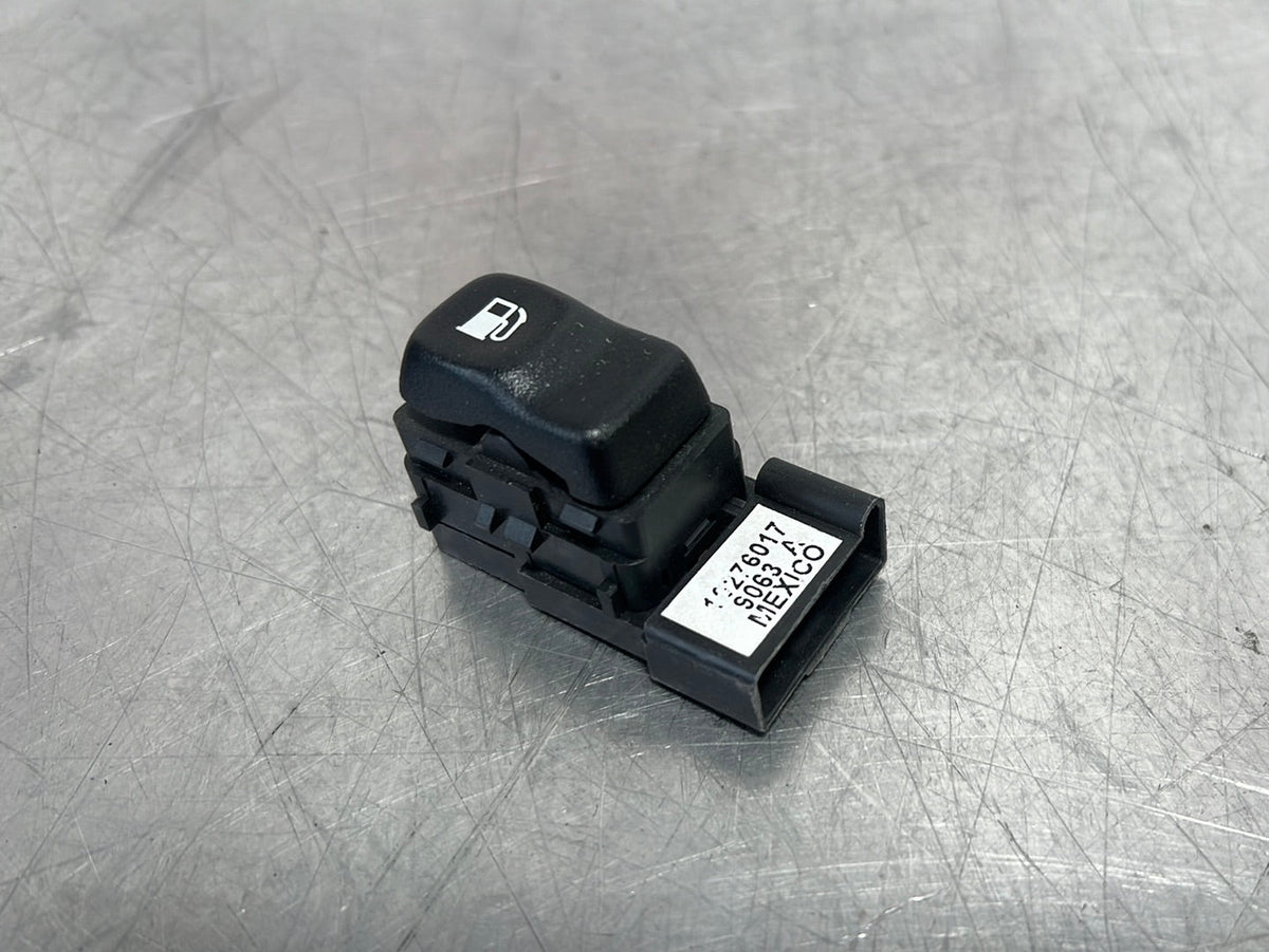 9704 C5 CORVETTE FUEL DOOR RELEASE SWITCH OEM 10276017 NextGenPartsPlace