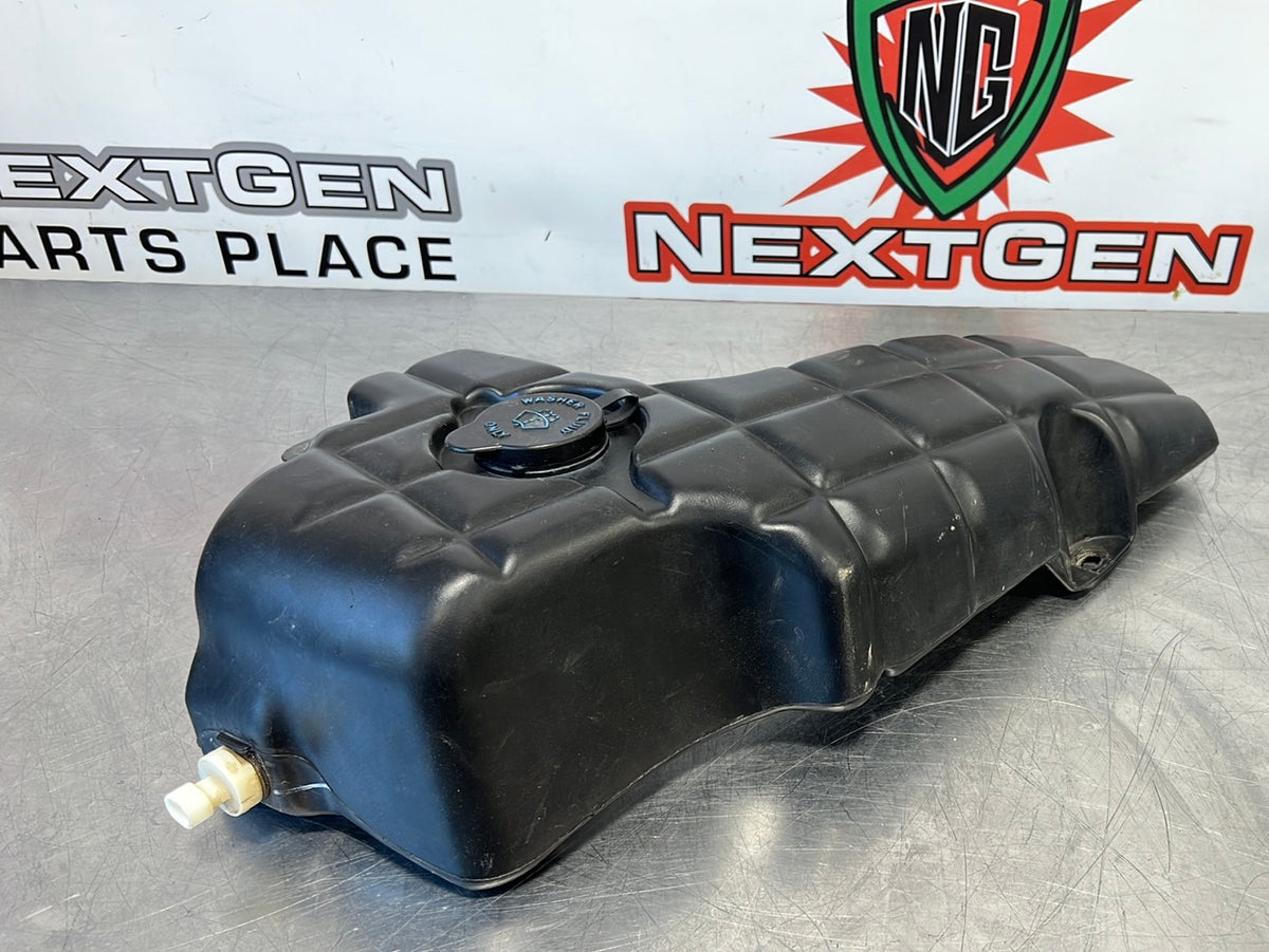 9704 C5 CORVETTE WINDSHIELD WASHER FlUID RESEVOIR WITH PUMP OEM 22154 NextGenPartsPlace