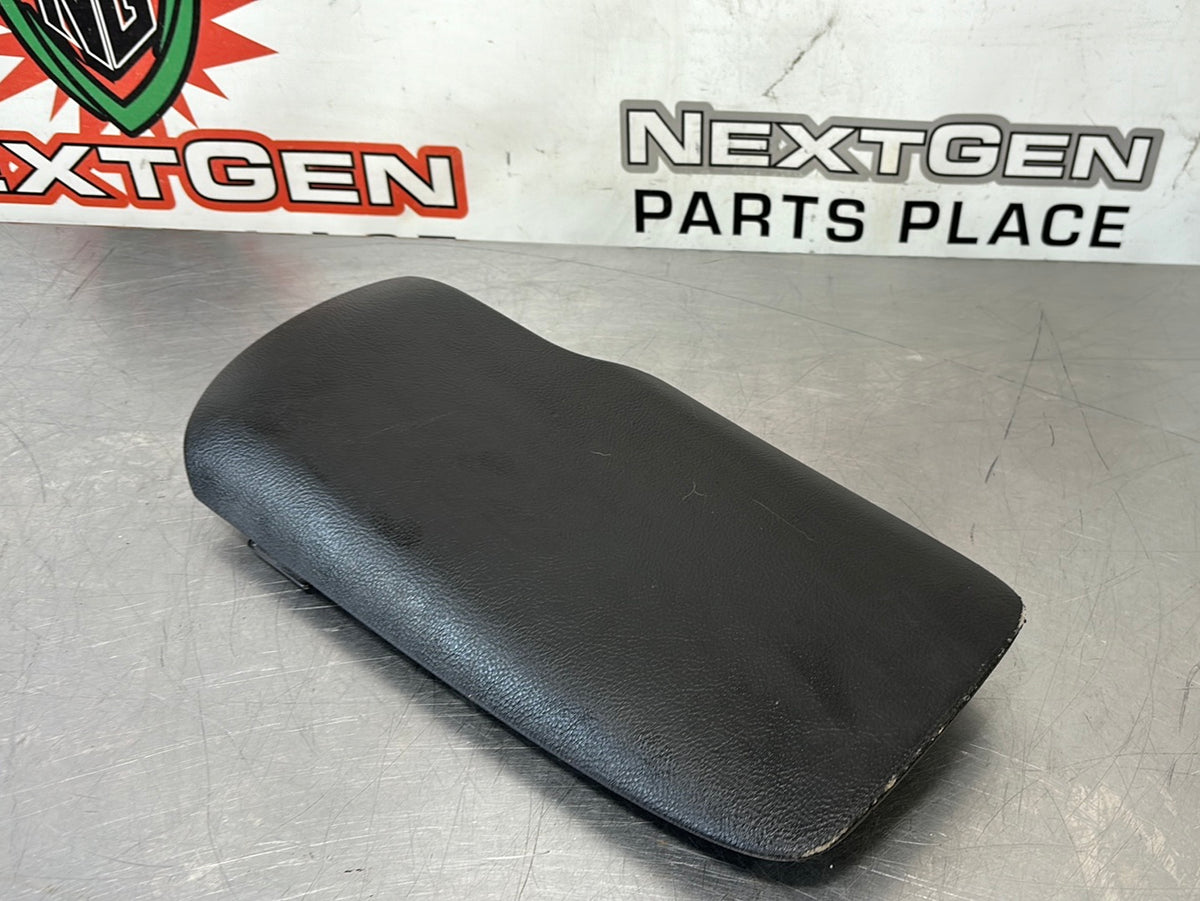 0513 C6 CORVETTE CENTER CONSOLE LID OEM 487 NextGenPartsPlace