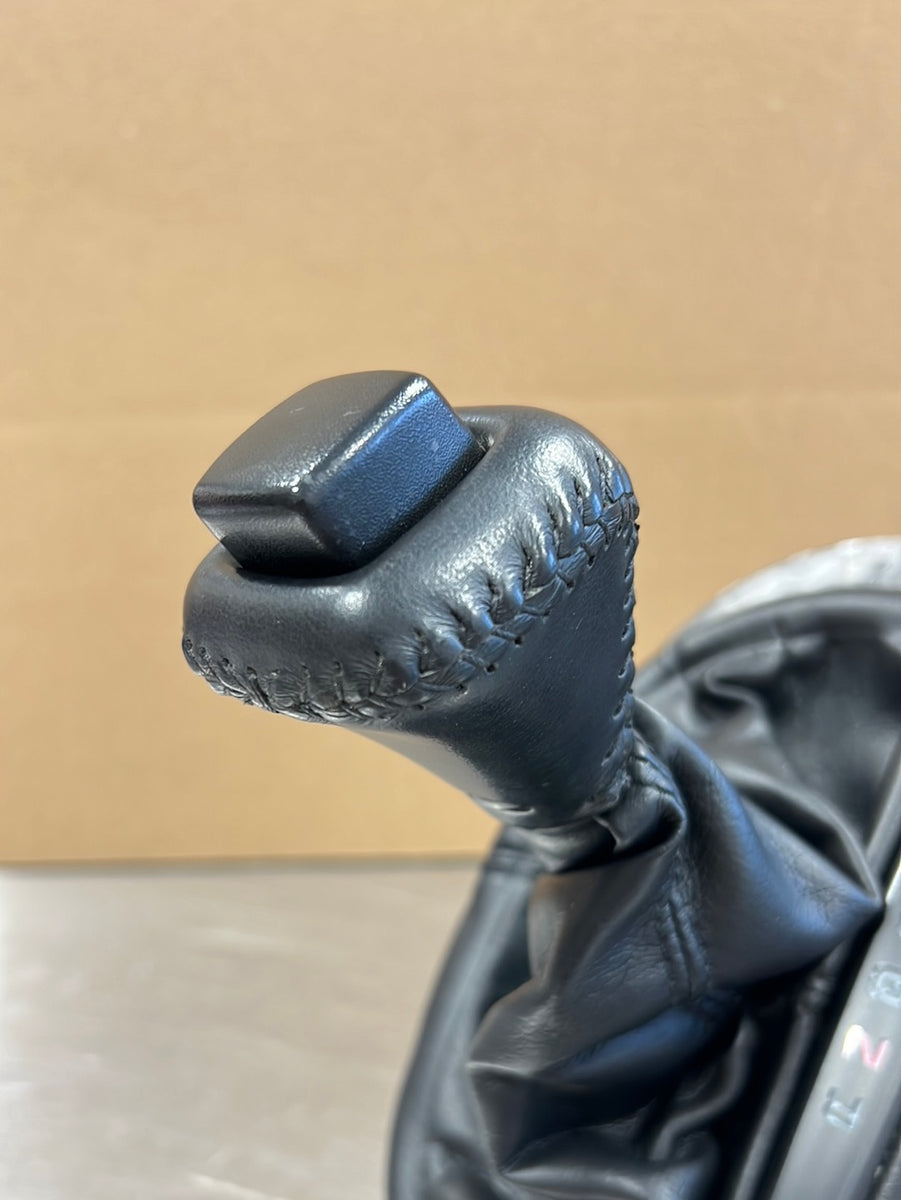 97 04 C5 CORVETTE AUTOMATIC SHIFTER ASSEMBLY OEM VV233