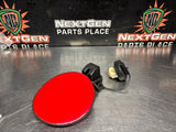 2004 PONTIAC GTO FUEL GAS DOOR ASSEMBLY TORRID RED OEM 92119899 #1306