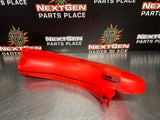 97-04 C5 CORVETTE RH SIDE SEAT BELT TRIM RED OEM 10258546 #798