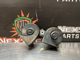 2011 FORD MUSTANG GT FACTORY DUAL HORNS WITH BRACKET OEM #1111