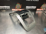 04-06 PONTIAC GTO RADIO BEZEL / DASH TRIM OEM #910
