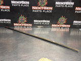 04-06 PONTIAC GTO PASSENGER SIDE RH DOOR TO WINDOW WEATHER STRIP SEAL OEM #1438