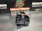 2012 GMC SIERRA 6.0 FUSE JUNCTION BOX 20828608 OEM #1584