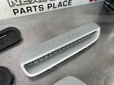 08-09 PONTIAC G8 GT SILVER HOOD SCOOP VENTS W DUCTS OEM #611