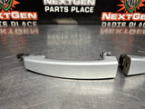 2011 CAMARO SS RIGHT FRONT PASSENGER EXTERIOR DOOR HANDLE SILVER OEM #982