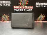 2013 GMC SIERRA 2500 FUSE BOX LID 25815385 OEM #1051