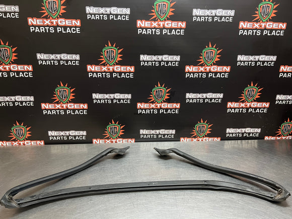 97-04 C5 CORVETTE WINDSHIELD WEATHER STRIP TRIM SEAL OEM #1088