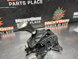 2017 CAMARO SS AUTOMATIC GEAR SELECTOR SHIFTER ASSEMBLY OEM 84069303 #1540