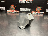 2011 CAMARO SS V8 LS3 MOTOR MOUNT PEDESTAL BRACKET LH DRIVER SIDE OEM #1013