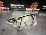99-06 CHEVY/GMC 4l80E BELL HOUSING LOWER TRANSMISSION COVER OEM 1576623 #3911