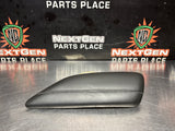 2018 CAMARO SS RH PASSENGER DOOR BLACK ARMREST W/ GRAY STITCH 23365025 OEM #1043