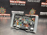 2011 GMC SIERRA 2500 6.6 UNDERHOOD FUSE BOX 29798216 OEM #1047