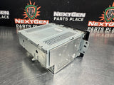 2005 GMC SIERRA 2500HD RADIO CD PLAYER OEM 10359577 #1161