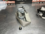 2007 C6 CORVETTE OEM FRONT SEAT BELTS DRIVER / PASSENGER LIGHT GREY #998