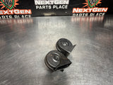 2013 FORD MUSTANG GT FACTORY DUAL HORNS WITH BRACKET OEM #1177