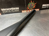 05-13 C6 CORVETTE PASSENGER SIDE RH A PILLAR EXTERIOR TRIM OEM 1592820 #1266