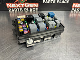 2006 C6 CORVETTE ENGINE BAY FUSE BOX OEM 21996326 #1194