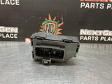 2013 GMC SIERRA 3500HD CABIN FUSE BLOCK 22925355 OEM #1131