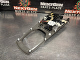 2011 CAMARO SS MANUAL CONSOLE SHIFTER TRIM BEZEL AUXILIARY GAUGES OEM 92238977 #1586