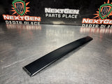 04 -06 PONTIAC GTO EXTERIOR B PILLAR WINDOW TRIM LH SIDE 92093111 OEM #1306