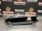 97-04 C5 CORVETTE RH PASSENGER  FOG LIGHT DEFLECTOR BEZEL OEM 10283576 #964