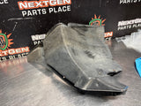 1998 C5 CORVETTE FRONT FENDER WHEEL LINER RH PASSENGER SIDE OEM 10298464 #1613