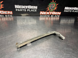 04-06 PONTIAC GTO FRONT LH LEFT FRONT BUMPER GUIDE BRACKET 92050709 OEM #1043