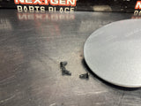 08 - 09 PONTIAC G8 FUEL DOOR GAS CAP COVER LID ASSEMBLY SILVER OEM 92213014 #825