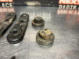 2007 CADILLAC CTS-V UPPER RADIATOR MOUNTS 25771546 OEM #1411