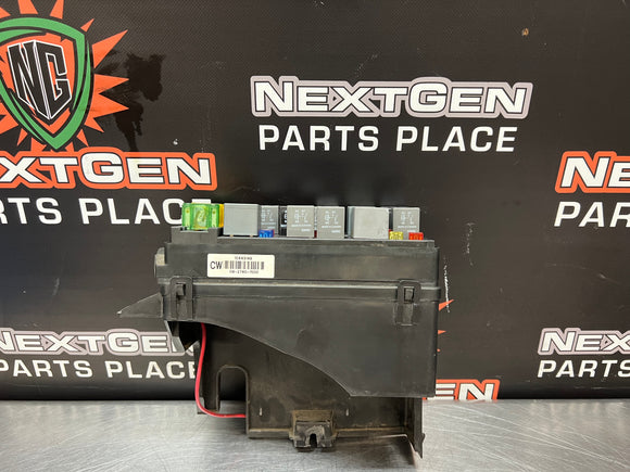 2001 C5 CORVETTE ENGINE UNDERHOOD FUSE BOX W/ BRACKET OEM 10443149 #1088