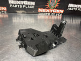2014 CADILLAC CTS-V INTERIOR FUSE BOX BRACKET OEM 20757099 #1233