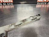04-06 PONTIAC GTO FRONT LH LEFT FRONT BUMPER GUIDE BRACKET 92050709 OEM #1027