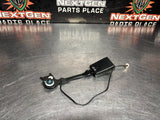 08 - 09 PONTIAC G8 RH PASSENGER SIDE SEAT BELT BUCKLE RECEIVER 92204564 #1036