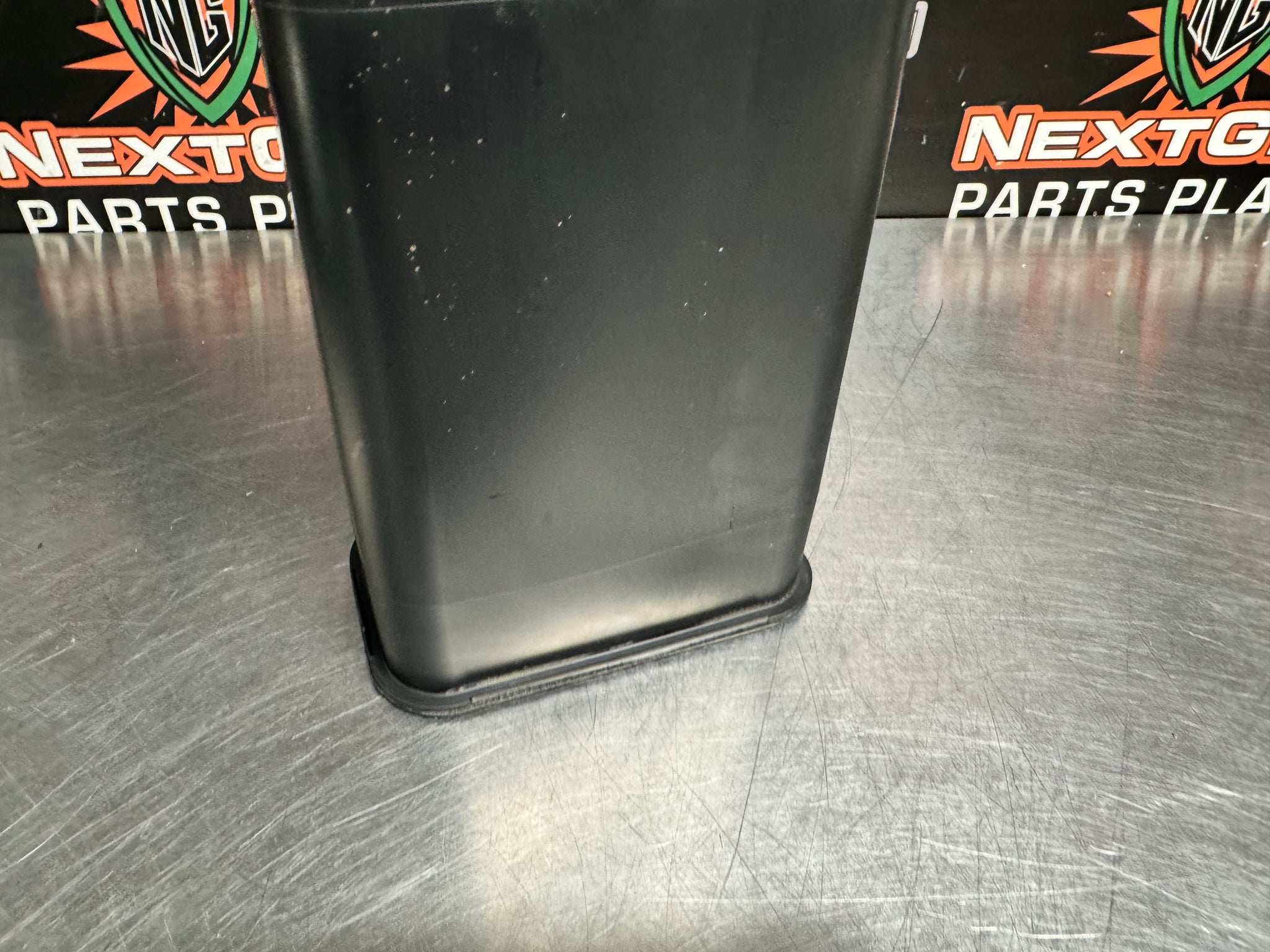 2010 CAMARO SS EVAP FUEL VAPOR CHARCOAL CANISTER OEM 1232