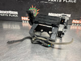 04-06 PONTIAC GTO RADIO MOUNT CENTER HOUSING 92093918 #1522