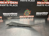 05-13 C6 CORVETTE RF PASSENGER SIDE FRONT SPLASH GUARD/MUDFLAP 19170236 OEM 1038