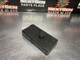 97-04 C5 CORVETTE ENGINE BAY FUSE BOX COVER LID OEM #1303