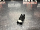 97-04 C5 CORVETTE FUEL RELEASE BUTTON 10276017 OEM #1088