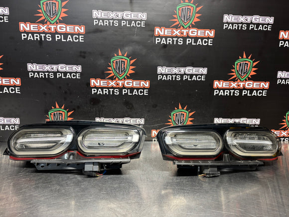 2019 CAMARO SS CLEAR TAIL LIGHTS LH RH SET OEM #1126