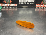 04-06 PONTIAC GTO RH LH FRONT BUMPER MARKER LIGHT 92155601 OEM #1522