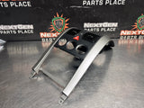 04-06 PONTIAC GTO RADIO BEZEL / DASH TRIM OEM #1523