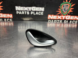 04-06 PONTIAC GTO RH PASSENGER SIDE INTERIOR DOOR HANDLE 92055320 OEM #1027