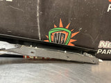05-13 C6 CORVETTE PASSENGER SIDE RH A PILLAR EXTERIOR TRIM OEM 1592820 #1266