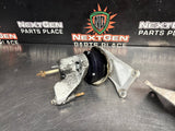 2004 CADILLAC CTS-V ENGINE MOUNT BRACKET SET LH RH DRIVER AND PASSENGER SIDE OEM #1467