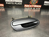 2006 PONTIAC GTO PASSENGER SIDE RH EXTERIOR DOOR HANDLE GRAY OEM #901